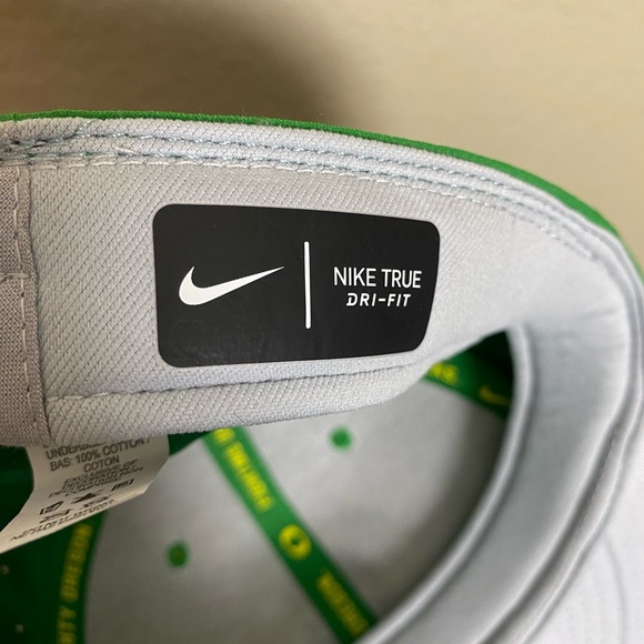 Nike True Dri Fit University of Oregon Ducks Hat fitted size 7 - Picture 11 of 12